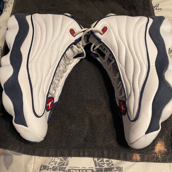 Jordan pro strong size 9 - Picture 4 of 6